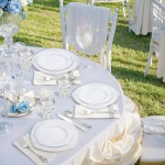 700PCS Silver Plastic Plates - White and Silver Disposable Plates - Silvery Plastic Dinnerware Set - Include 200 Plates, 300 Heavy Duty Silverware, 100 Cups and 100 Napkins for Wedding & Party