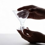 YOUBET 100 PCS Clear Plastic Martini Glasses - 5oz Disposable Cocktail Coupe Glasses for Parties & Gatherings & Weddings & Bars